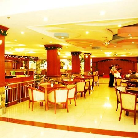 Grand Regal Hotel Баколод Экстерьер фото
